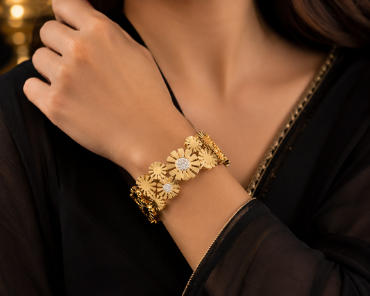 Elegant Stainless Steel Floral Bangle Bracelet – Crystal Flower Statement Jewelry