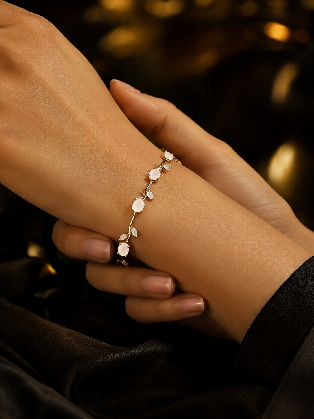 Tulip Bracelet – Elegant Floral Statement Bracelet