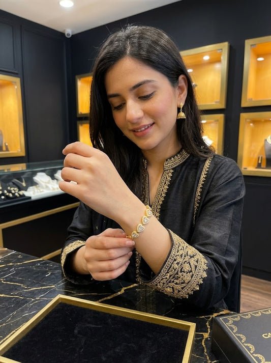Luxe Silver Heart & Gold Link Bracelet