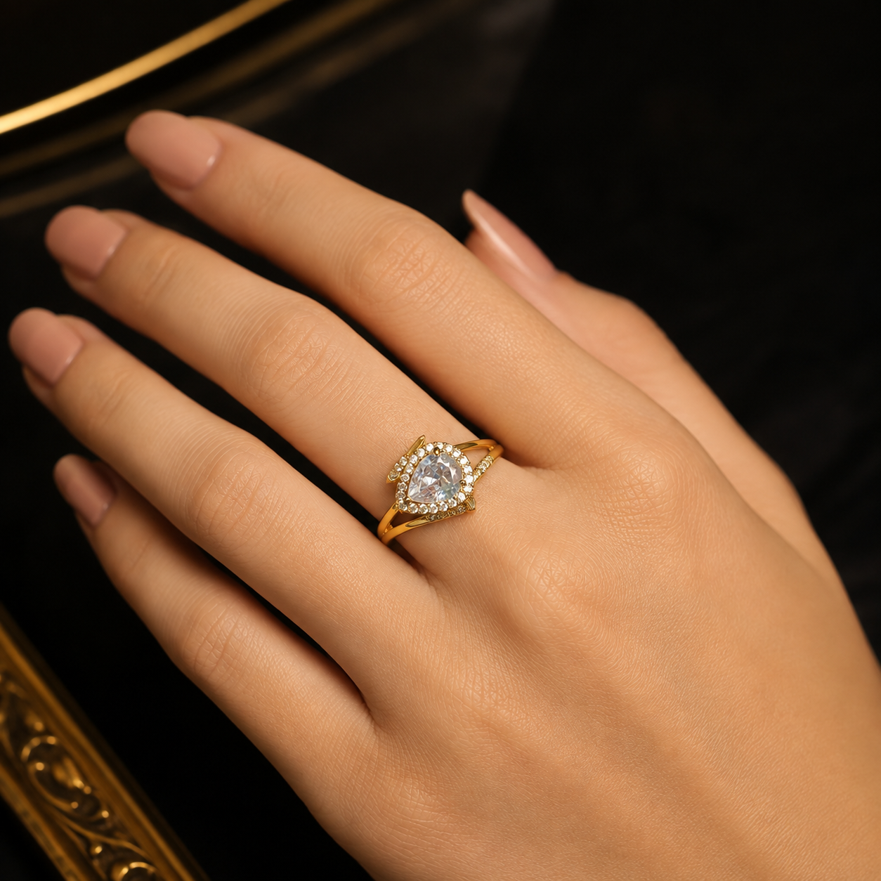 Luxury Pear-Shaped Fashion Ring