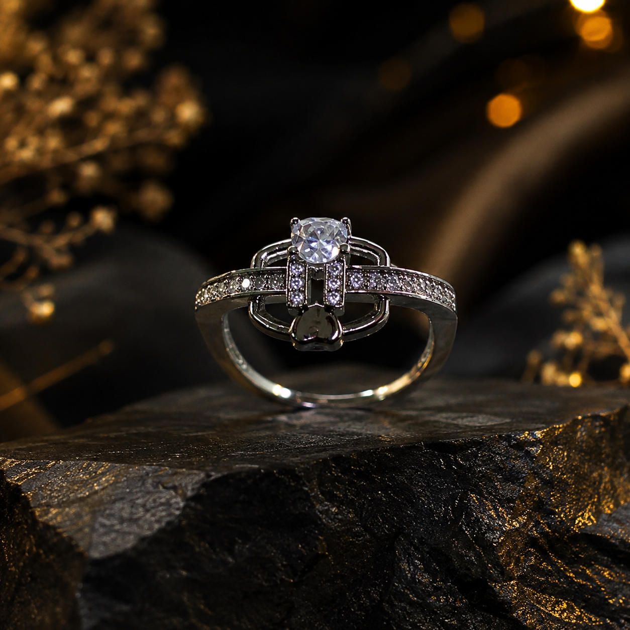 Sparkling Rhinestone Fashion Ring