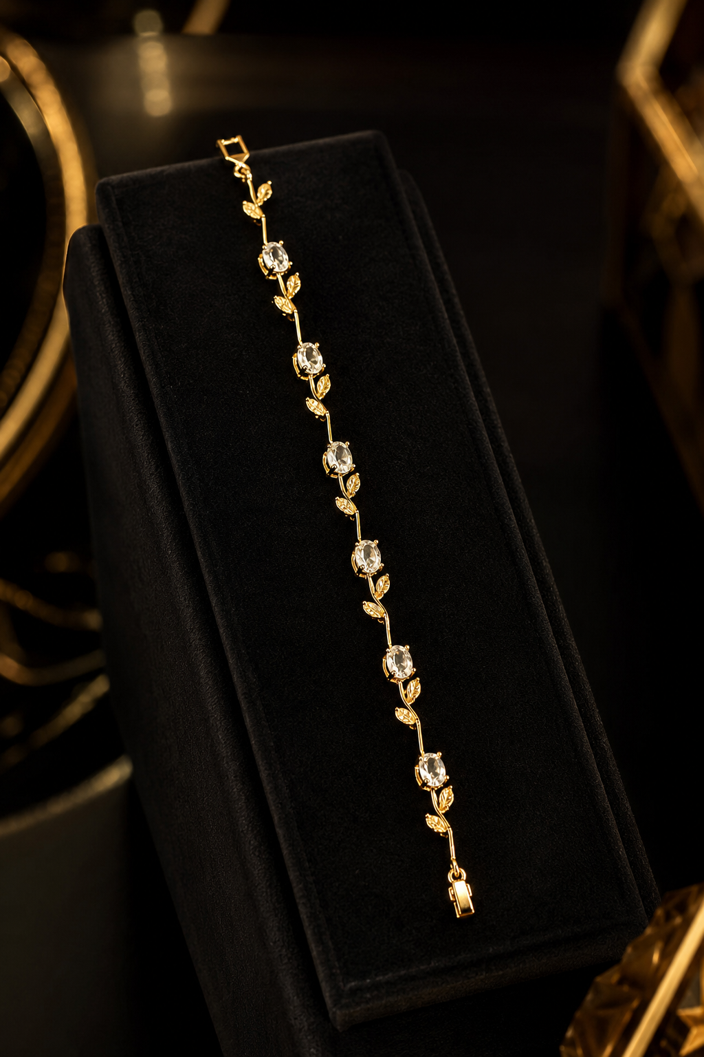 Tulip Bracelet – Elegant Gold Floral Bracelet