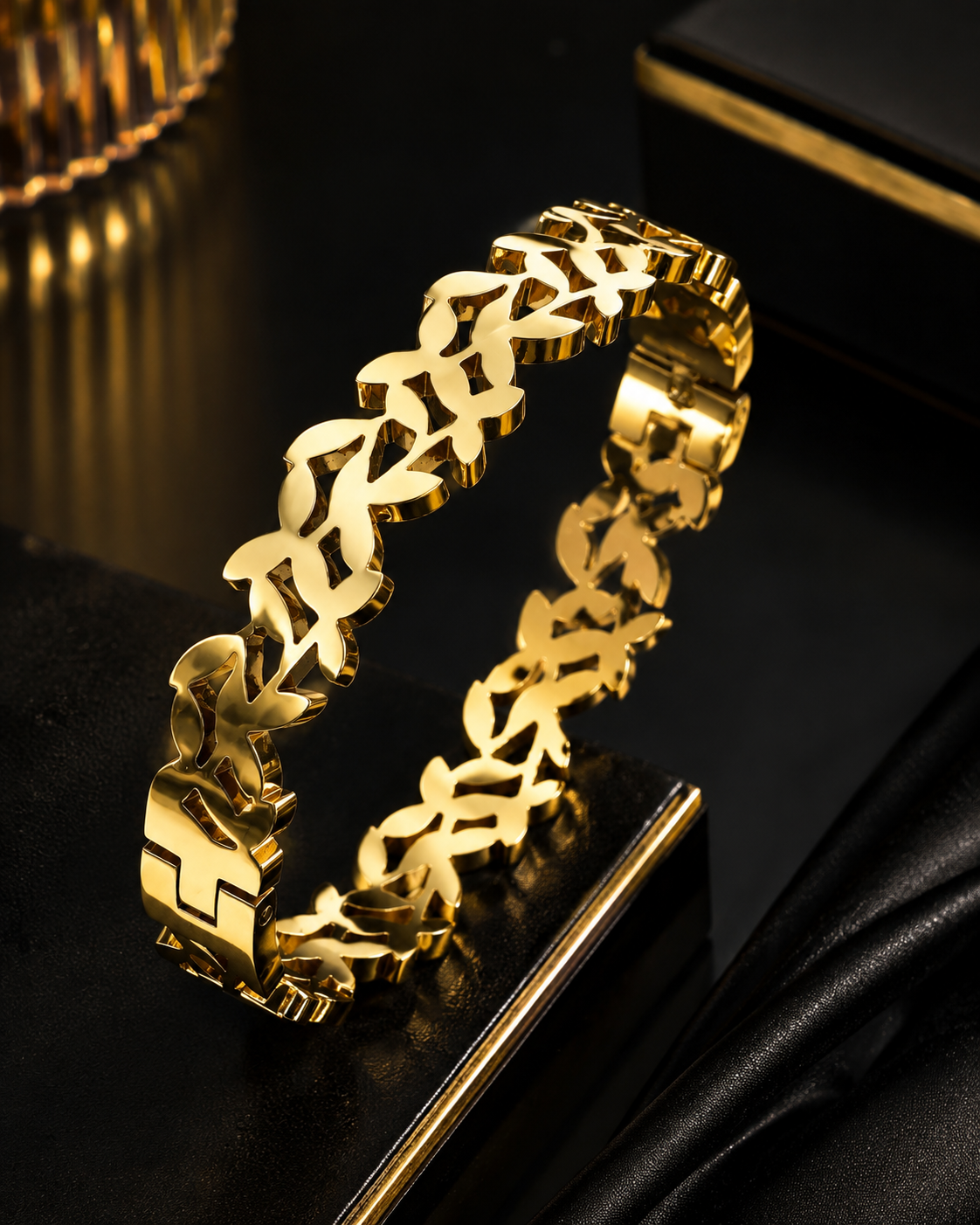 Stainless Steel Gold Plated Leaf Link Bangle