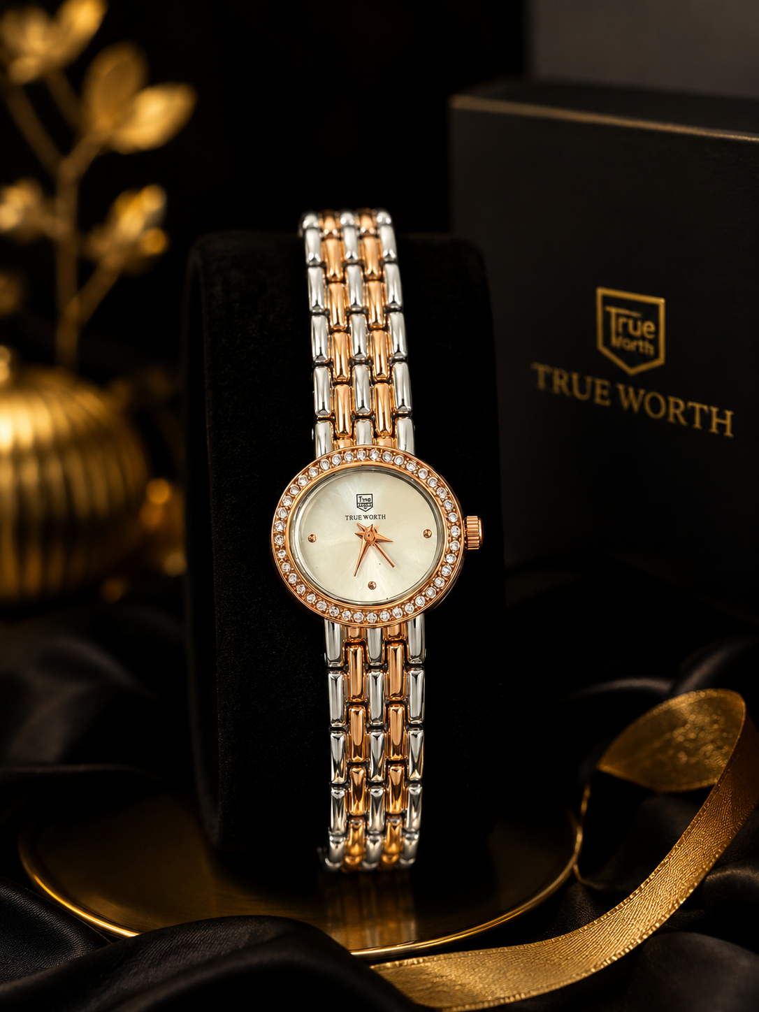 Women’s Oval Rose Gold & Silver Crystal Bracelet Watch – Elegant Luxury Ladies Wristwatch